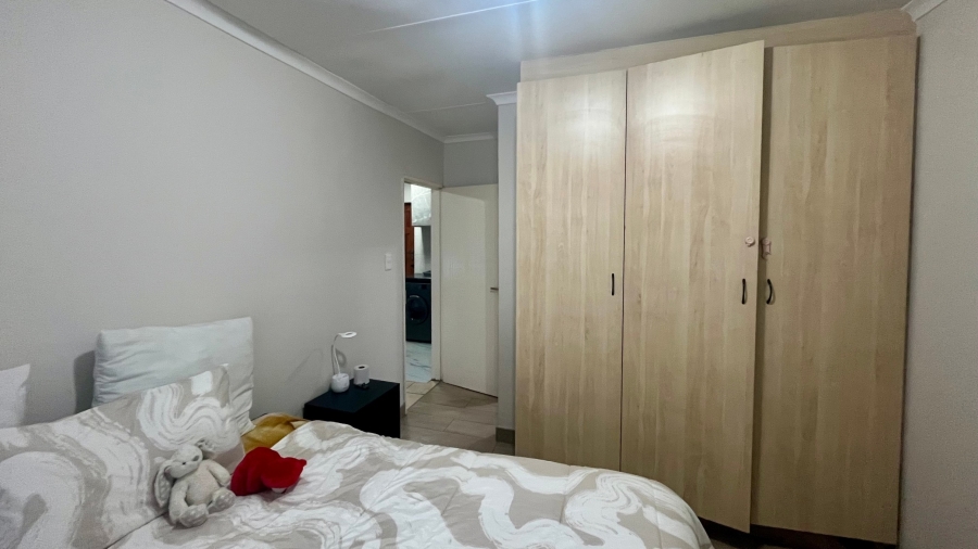 2 Bedroom Property for Sale in Flamwood North West